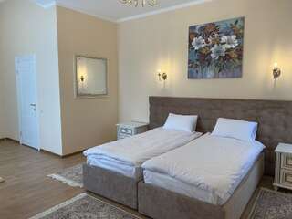 Отель Villa San Marino Ворзель Двухместный номер с 2 отдельными кроватями-3