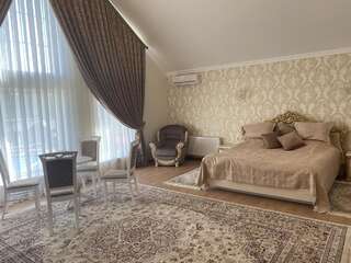 Отель Villa San Marino Ворзель Апартаменты с 2 спальнями-1