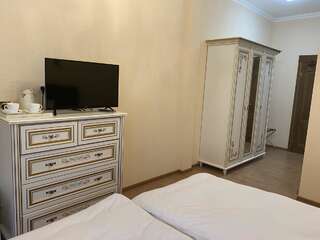 Отель Villa San Marino Ворзель Просторный двухместный номер с 2 отдельными кроватями-3